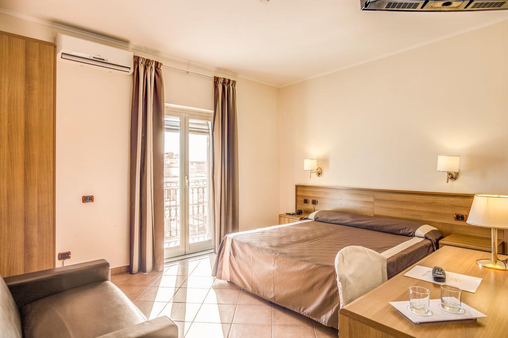 רומא Hotel San Marco מראה חיצוני תמונה