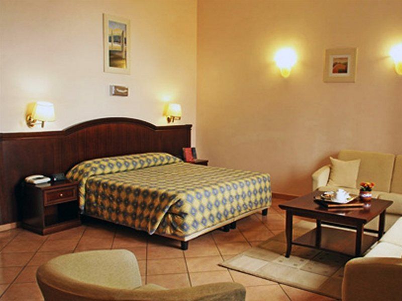 רומא Hotel San Marco מראה חיצוני תמונה