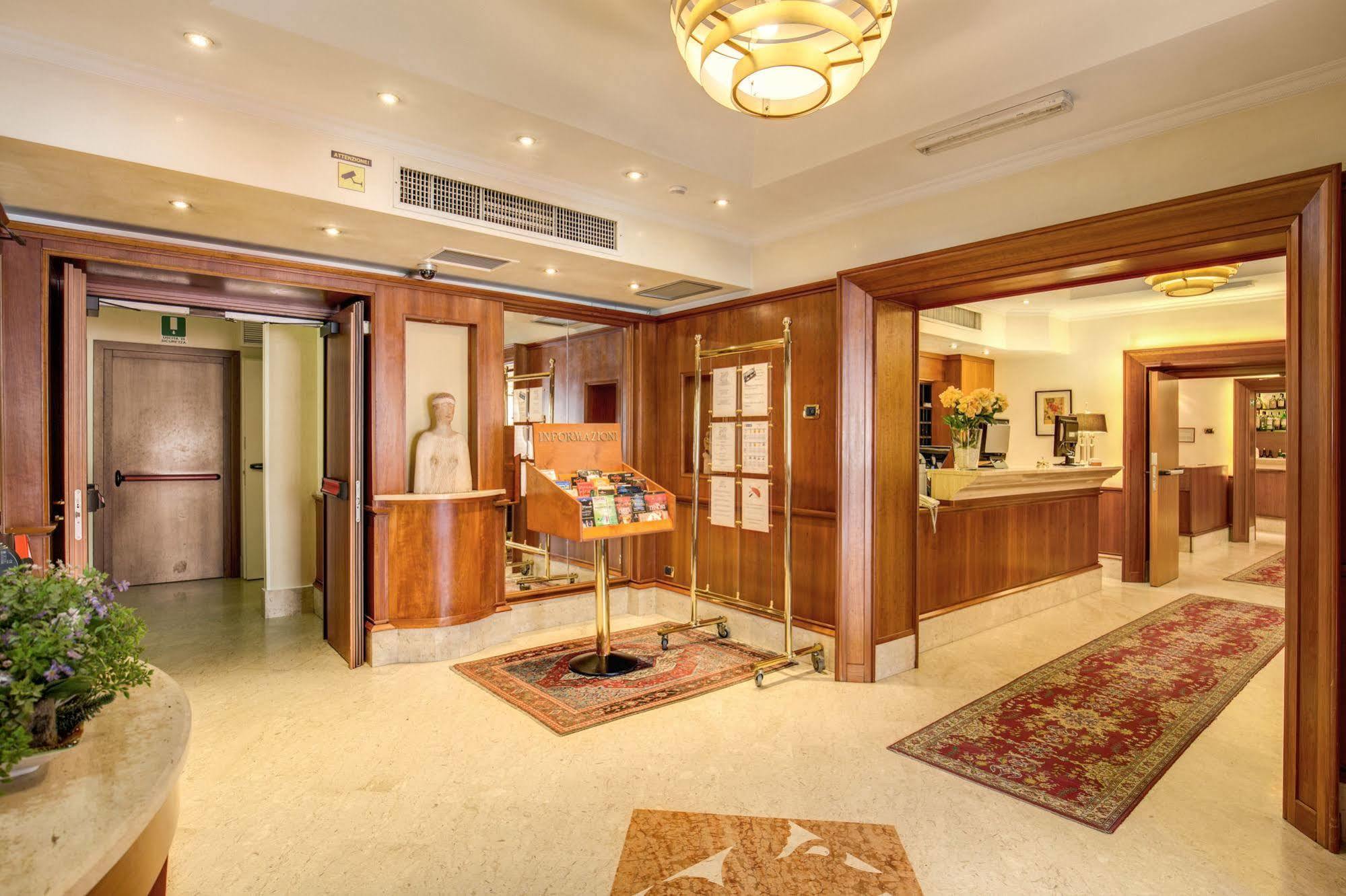 רומא Hotel San Marco מראה חיצוני תמונה