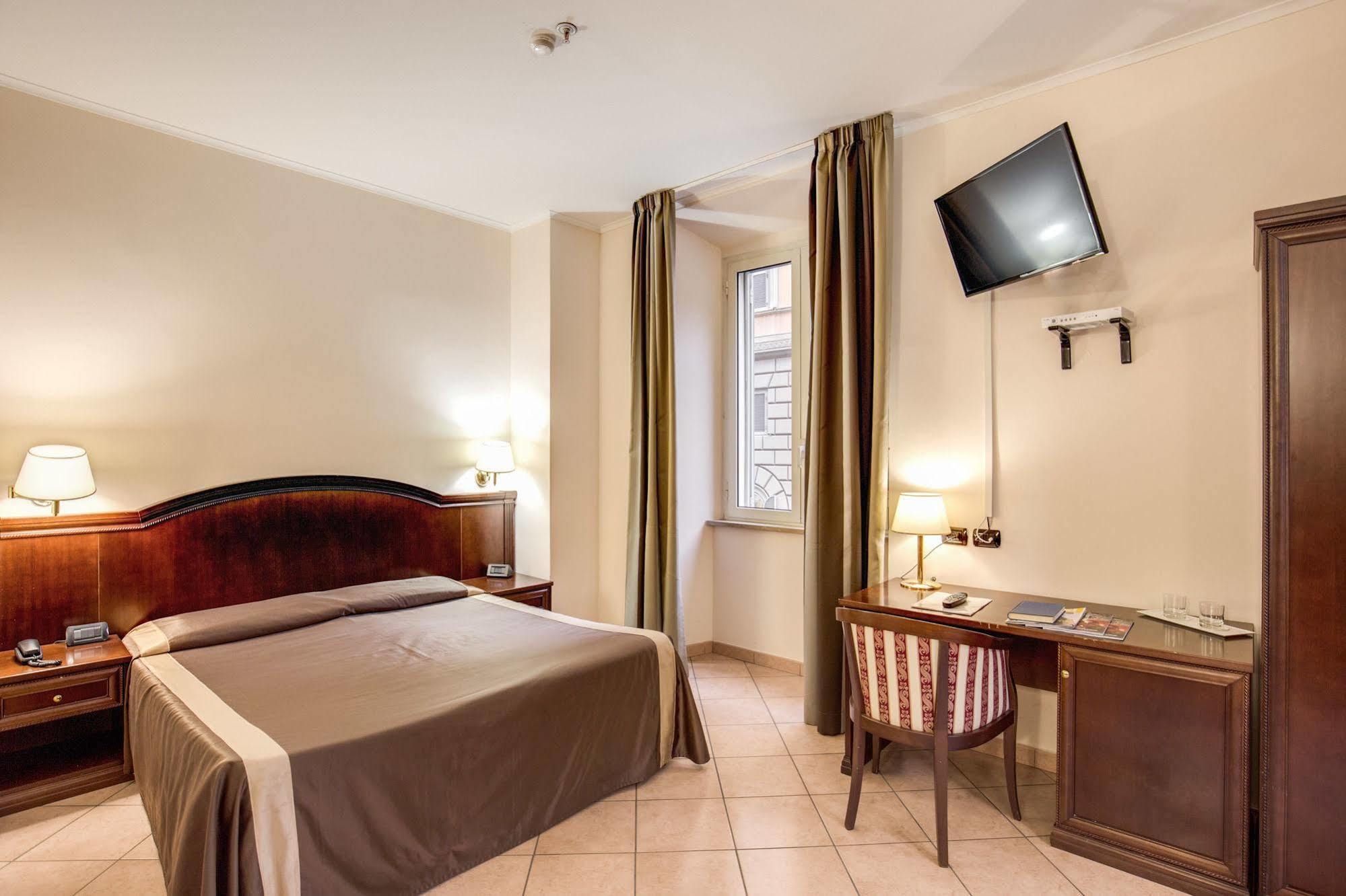 רומא Hotel San Marco מראה חיצוני תמונה